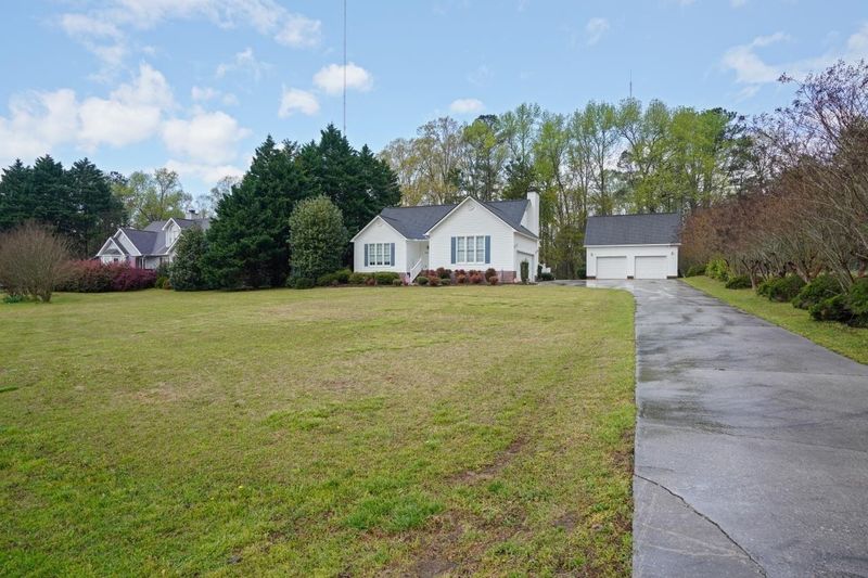 4028 Forty Niners Rd, Clayton, NC 27520