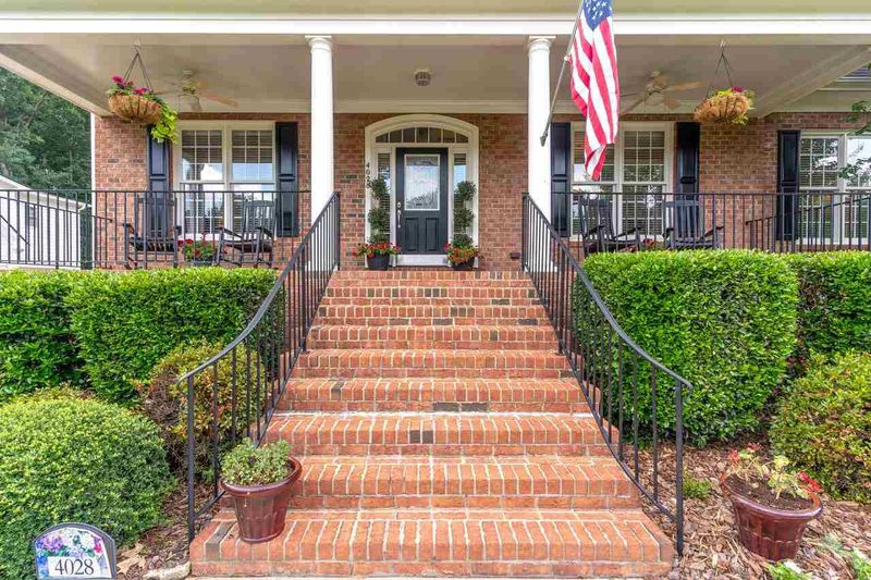 4028 Summer Brook Dr, Apex, NC 27539