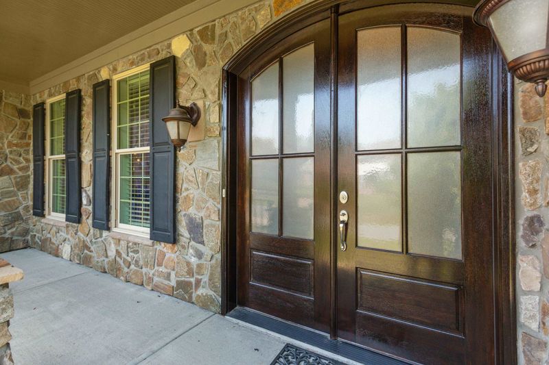 4029 Piney Gap Dr, Cary, NC 27519
