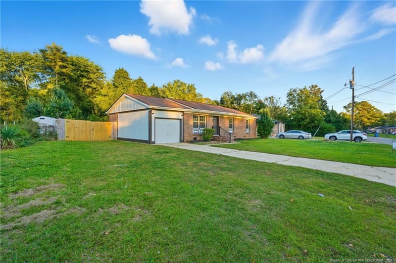 403 Atwell Dr, Fayetteville, NC 28314