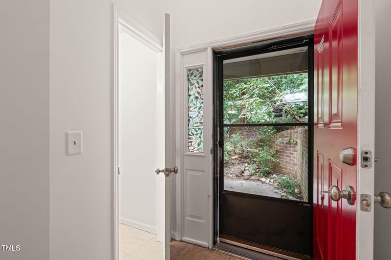 403 Broad Leaf Cir, Raleigh, NC 27613