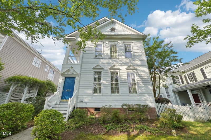 403 Brookgreen Dr, Chapel Hill, NC 27516