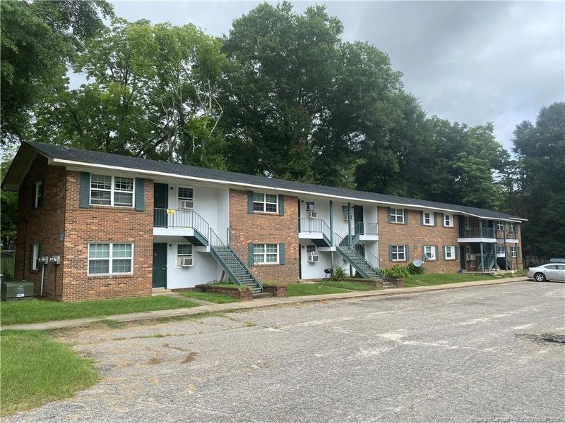 403 Bryan St, Fayetteville, NC 28305