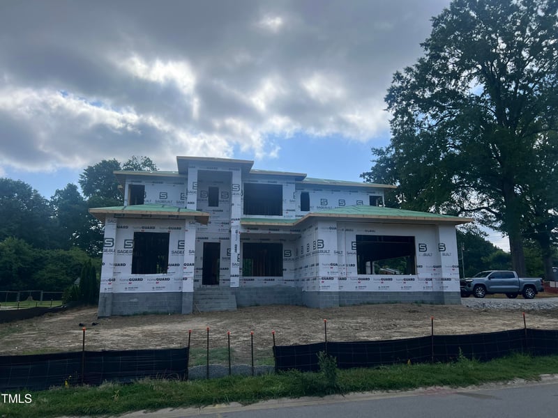 403 Carolyn Ct, Cary, NC 27511