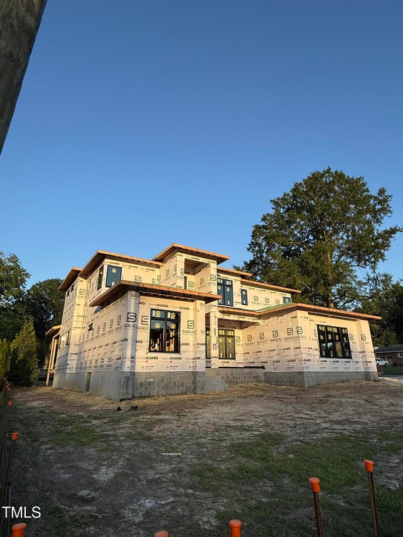 403 Carolyn Ct, Cary, NC 27511