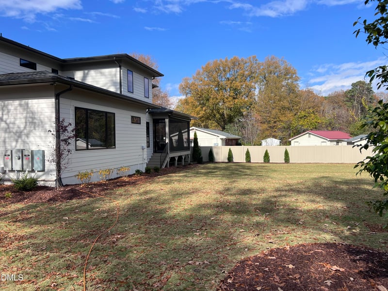 403 Carolyn Ct, Cary, NC 27511