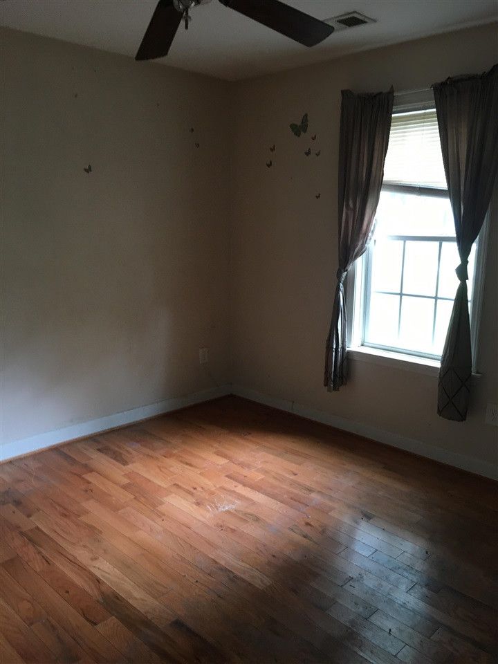 403 N Charles St, Mebane, NC 27302