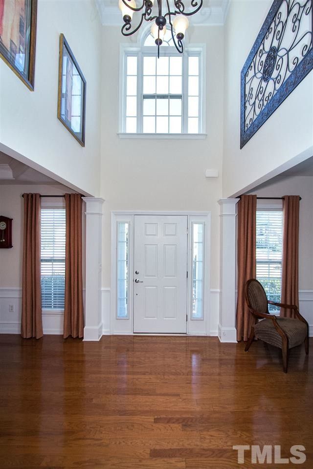 403 Chime Ct, Cary, NC 27519