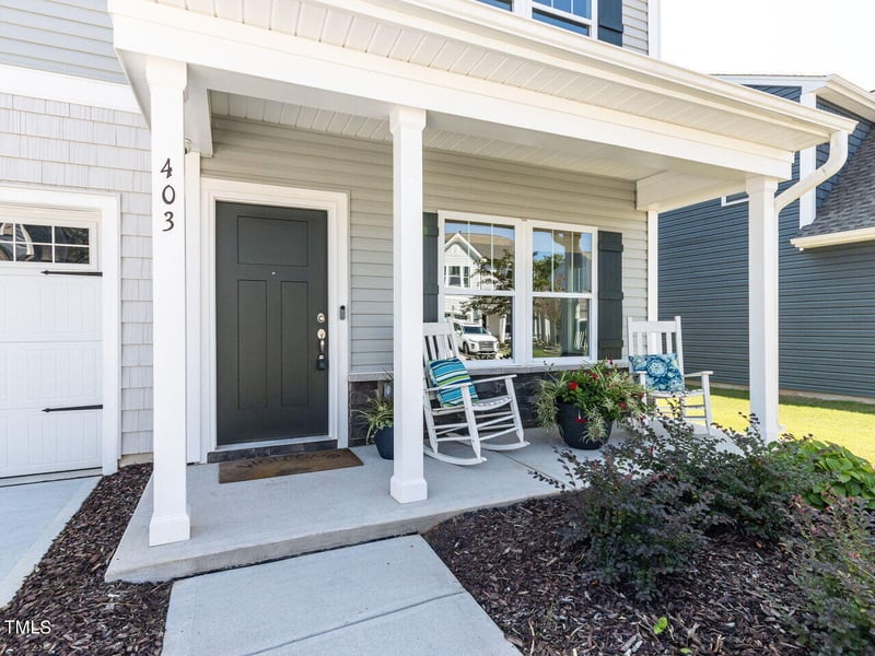 403 Curling Creek Dr, Clayton, NC 27527