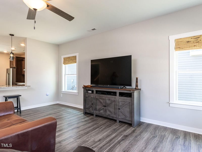 403 Curling Creek Dr, Clayton, NC 27527