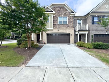 403 Daylin Dr, Cary, NC 27519