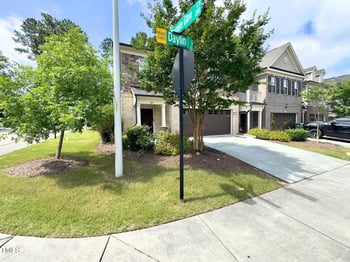 403 Daylin Dr, Cary, NC 27519