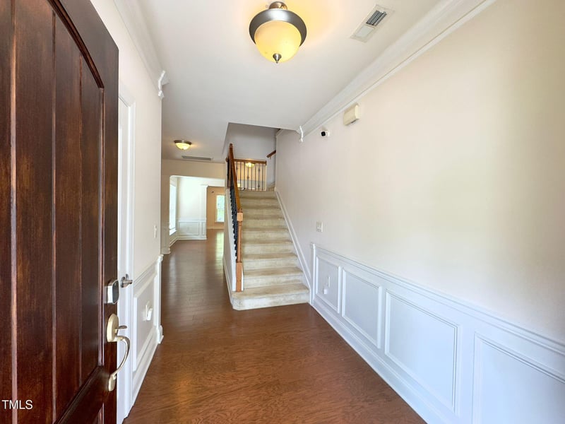 403 Daylin Dr, Cary, NC 27519