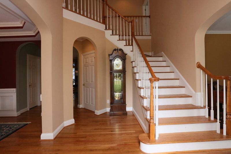 403 Devonhall Ln, Cary, NC 27518