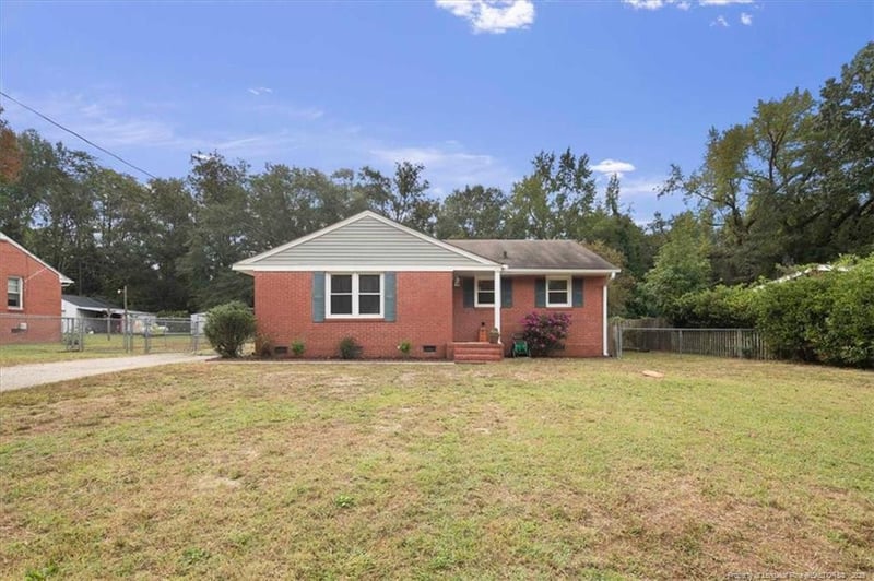 403 Durant Dr, Fayetteville, NC 28304