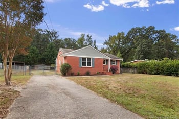 403 Durant Dr, Fayetteville, NC 28304