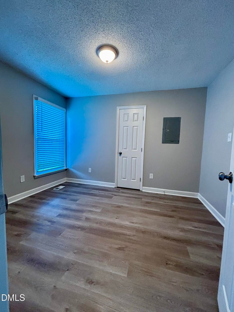 403 Durham St, Clayton, NC 27520