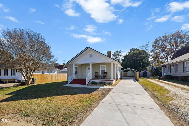 403 E St, Erwin, NC 28334