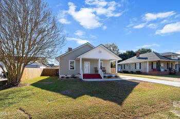 403 E St, Erwin, NC 28339