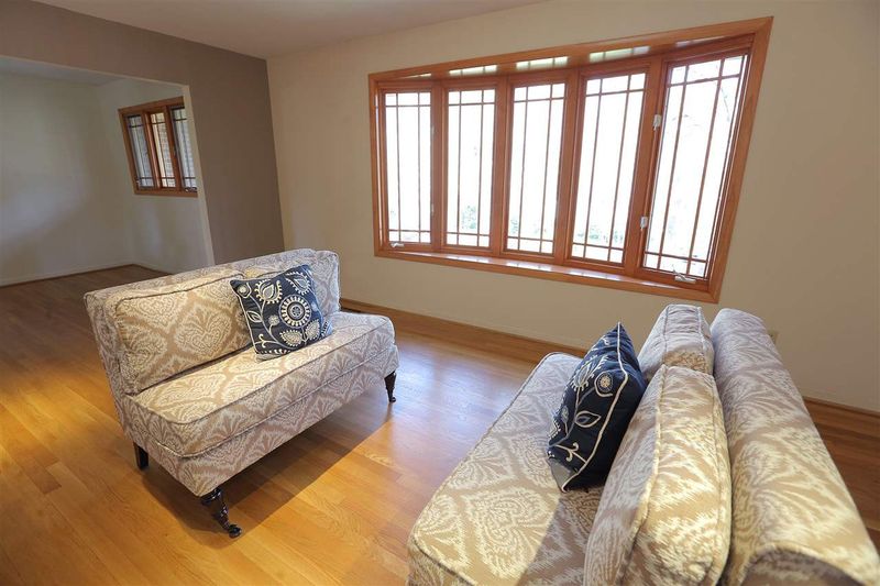 403 N Elliott Rd, Chapel Hill, NC 27514