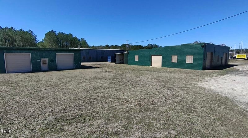403 W Market St, Smithfield, NC 27577