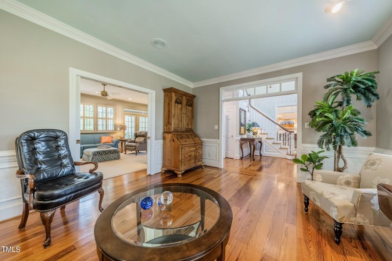 403 Meadowood Dr, Burlington, NC 27215