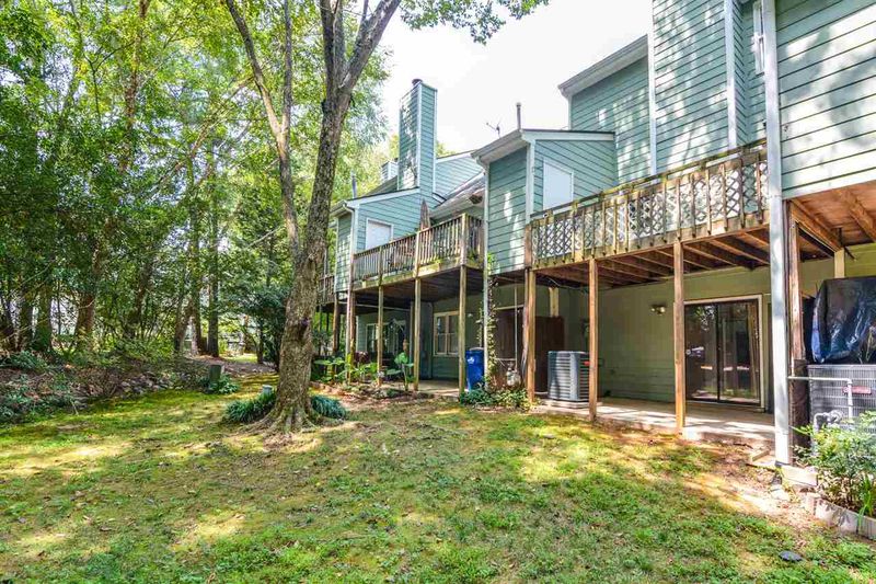 403 Oak Run Dr, Raleigh, NC 27606