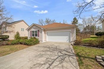 403 Ravenstone Ln, Durham, NC 27703