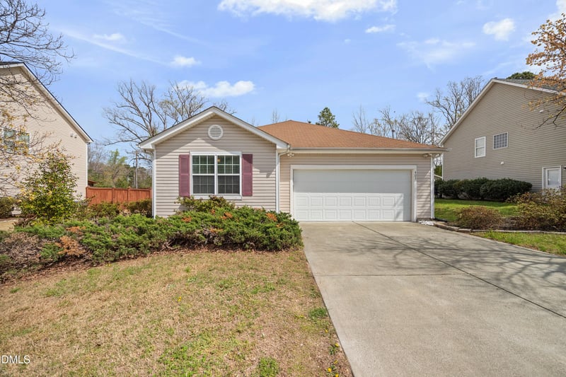 403 Ravenstone Ln, Durham, NC 27703