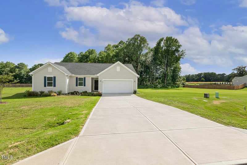 403 Saint Clair Dr, Fuquay Varina, NC 27526
