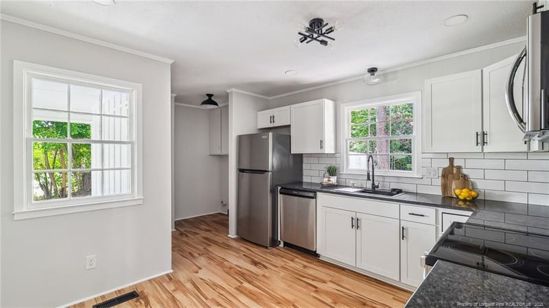 403 Southwick Dr, Fayetteville, NC 28303