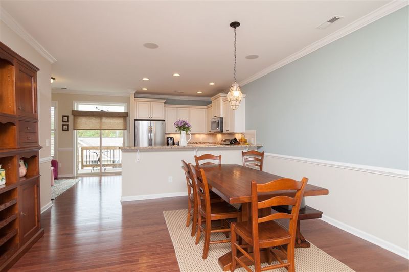 403 N Tunstall Ave, Apex, NC 27502