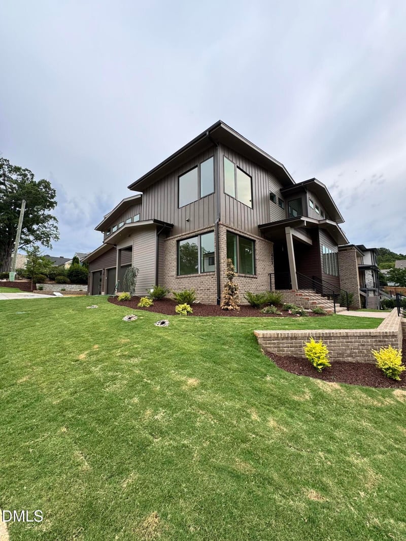 403 Waldo St, Cary, NC 27511