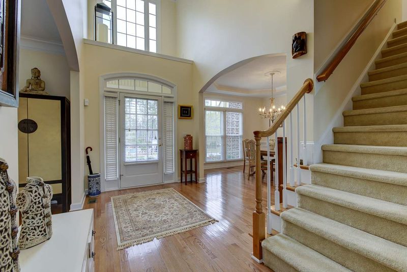 403 Wayfield Ln, Cary, NC 27518