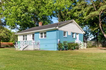 403 Webb St, Selma, NC 27576