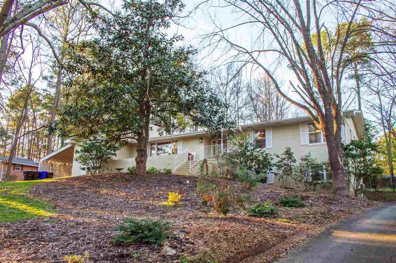 403 Wesley Dr, Chapel Hill, NC 27516