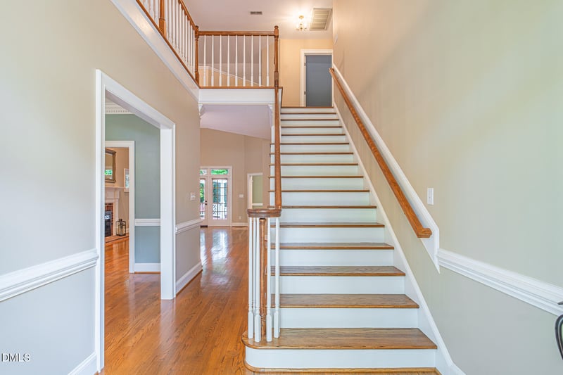 403 Whisperwood Dr, Cary, NC 27518