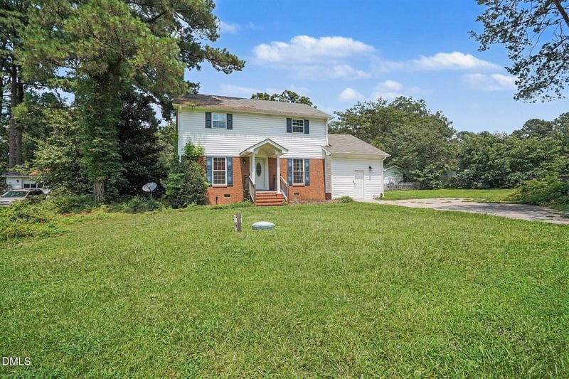 403 Woodhille Dr, Goldsboro, NC 27530