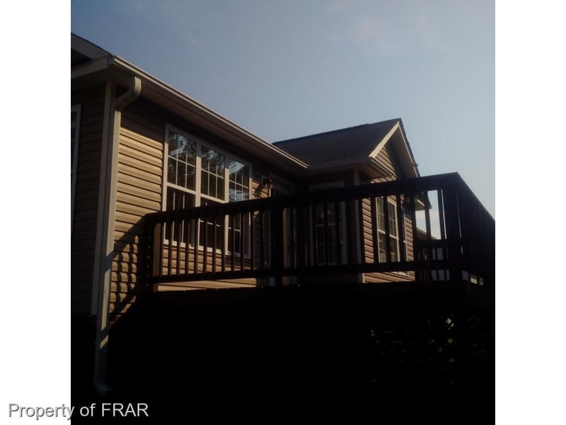 4031 Batesburg Dr, Hope Mills, NC 28314