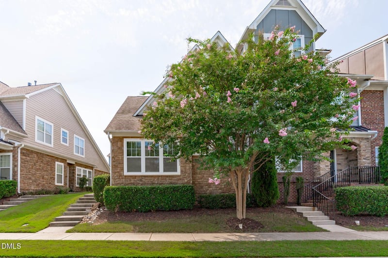 4031 Overcup Oak Ln, Cary, NC 27519