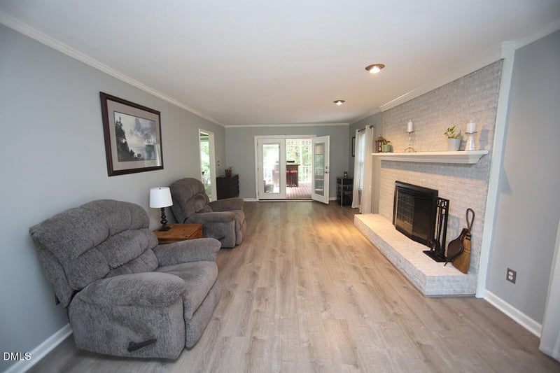4033 Saint Edmunds Ln, Apex, NC 27539