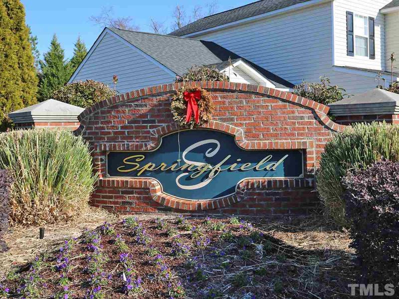 4035 Taylor Oaks Dr, Raleigh, NC 27616