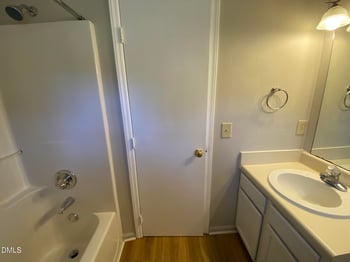 4036 Greenleaf St #103, Raleigh, NC 27606