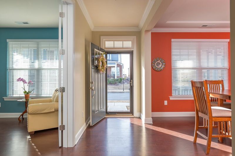 4036 Overcup Oak Ln, Cary, NC 27519