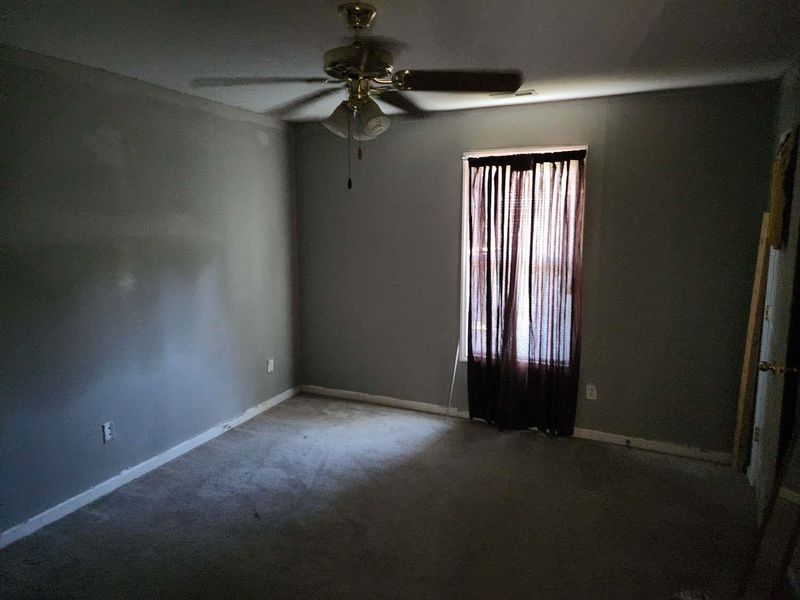 4036 Pearl Rd, Raleigh, NC 27610