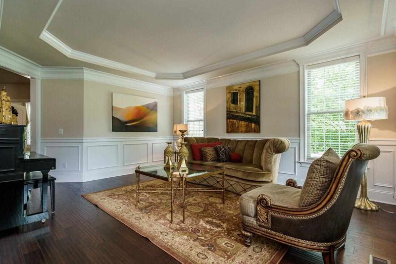 4037 Piney Gap Dr, Cary, NC 27519