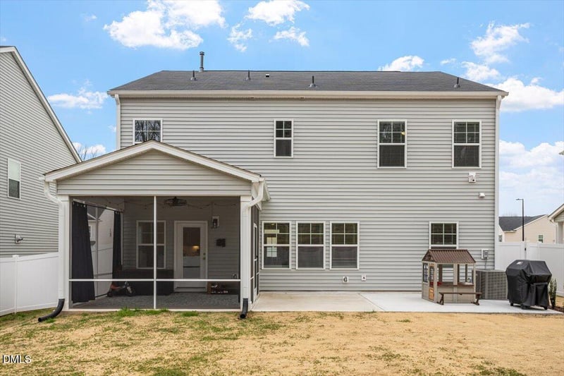 4038 Front Runner Dr, Durham, NC 27703