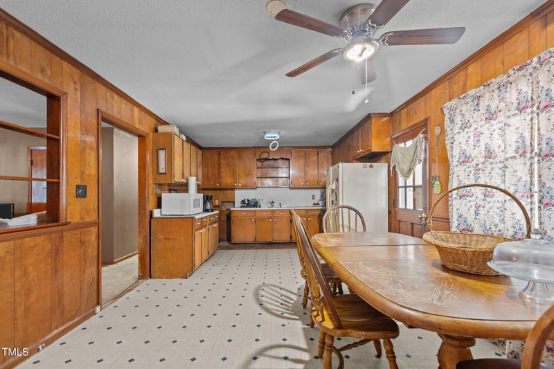4038 Redwood Rd, Durham, NC 27704