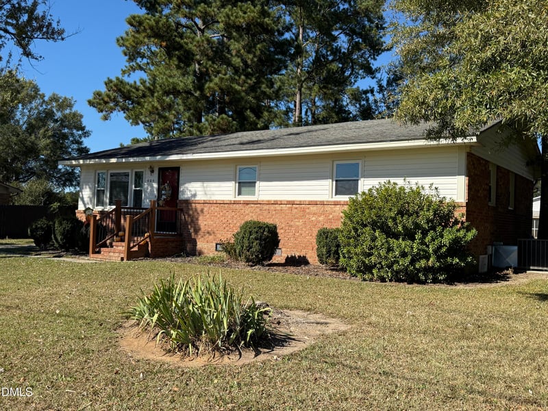 404 A St, Erwin, NC 28339