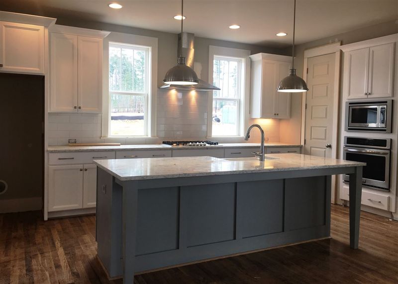 404 Ancient Oaks Dr, Holly Springs, NC 27540